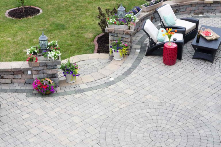 Design Ideas For Large Scale Patio Pavers
