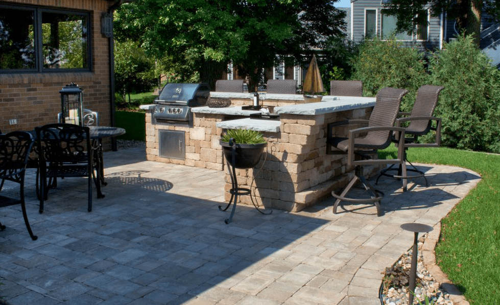 Outdoor Kitchen - Backyard Barbque - Seattle Outdoor Spaces