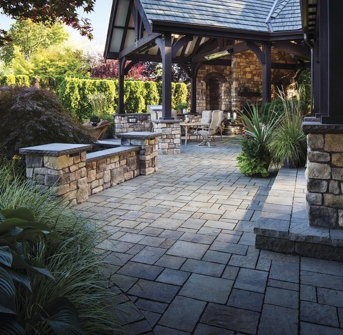 Patio Pavers - Luxury Outdoor Living Spaces - Seattle Outdoor Spaces